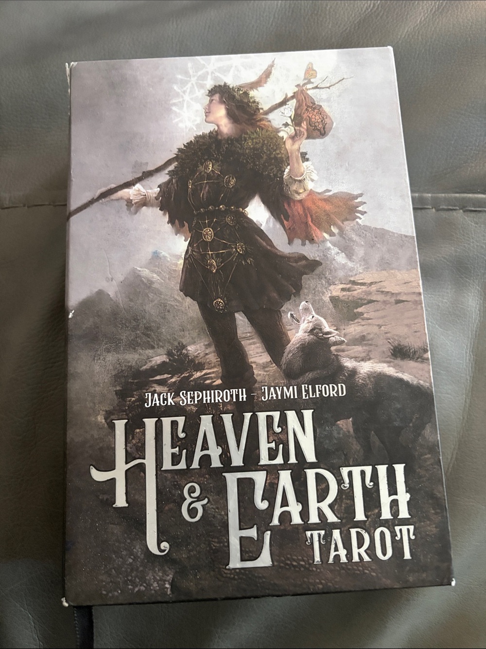 Heaven & Earth Tarot Deck – Dark Brown Artwork